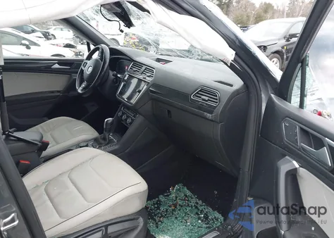 2020 Volkswagen Tiguan 2.0T Sel Premium R-Line z USA, uszkodzony, nr VIN 3VV4B7AX3LM112424